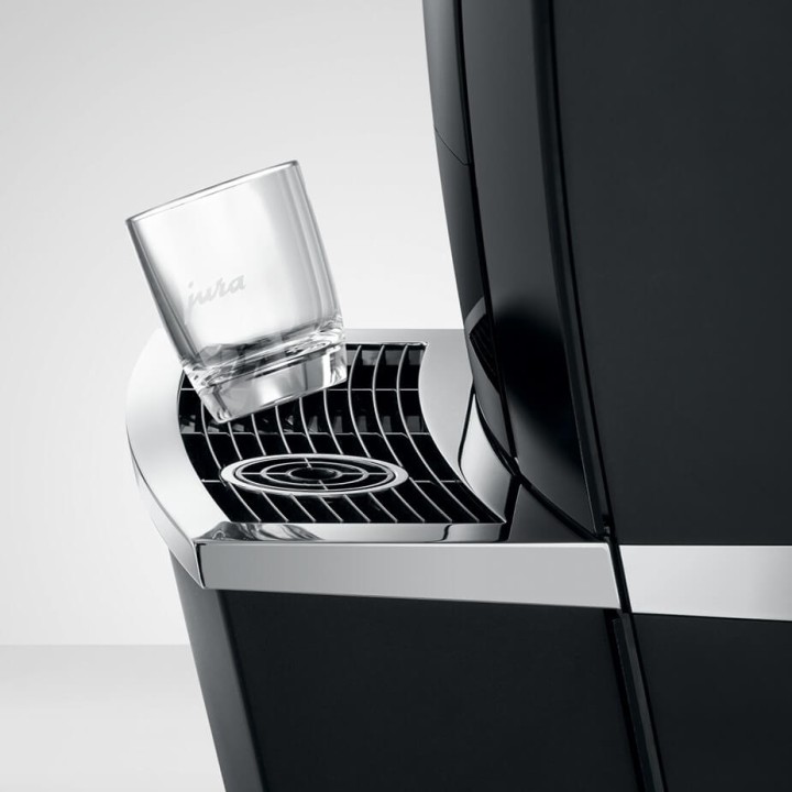 Jura Giga X8c (EB) Alu Black Espresso Machine Incl. Starter Pack