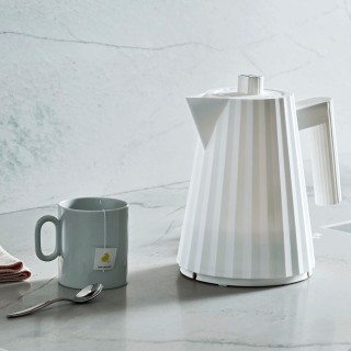 Alessi Plissé Electric Kettle 1 L White