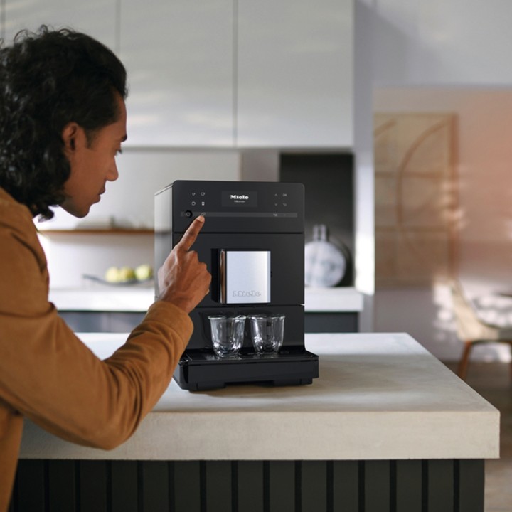Miele CM 5310 Silence Obsidian Black