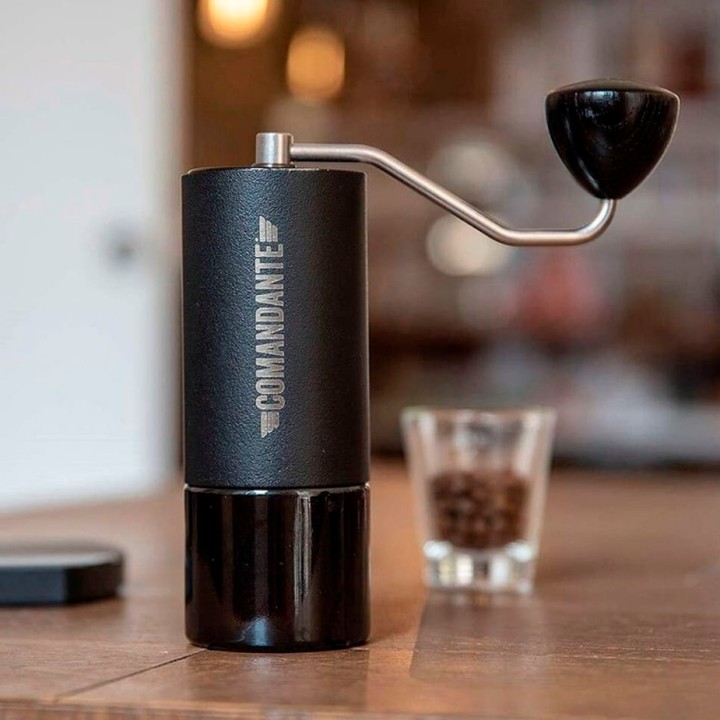 Comandante C40 MK4 Nitro Blade Black