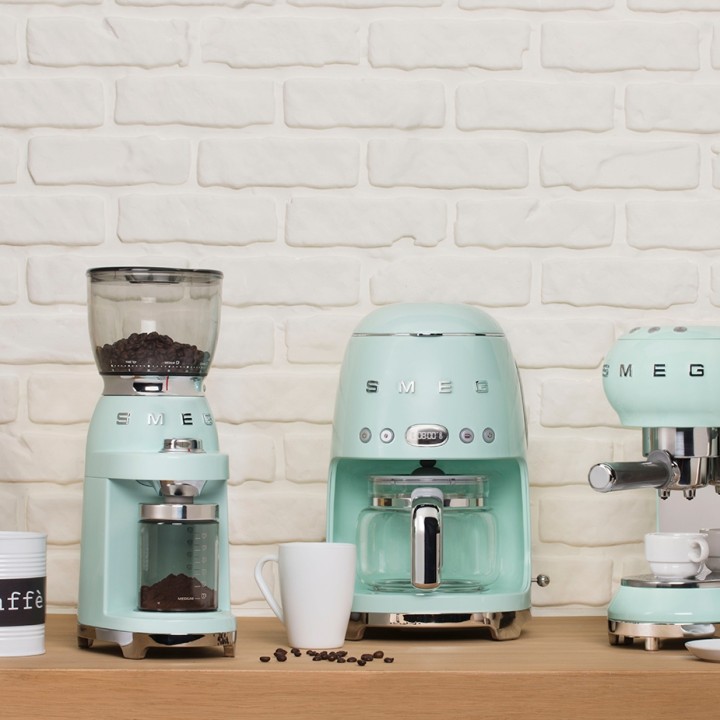 Smeg CGF11PGEU Coffee Grinder Pastel Green
