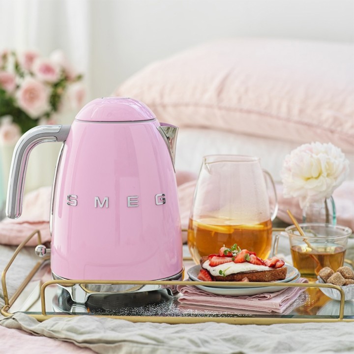 Smeg KLF03PKEU Electric Kettle 1.7L Pink