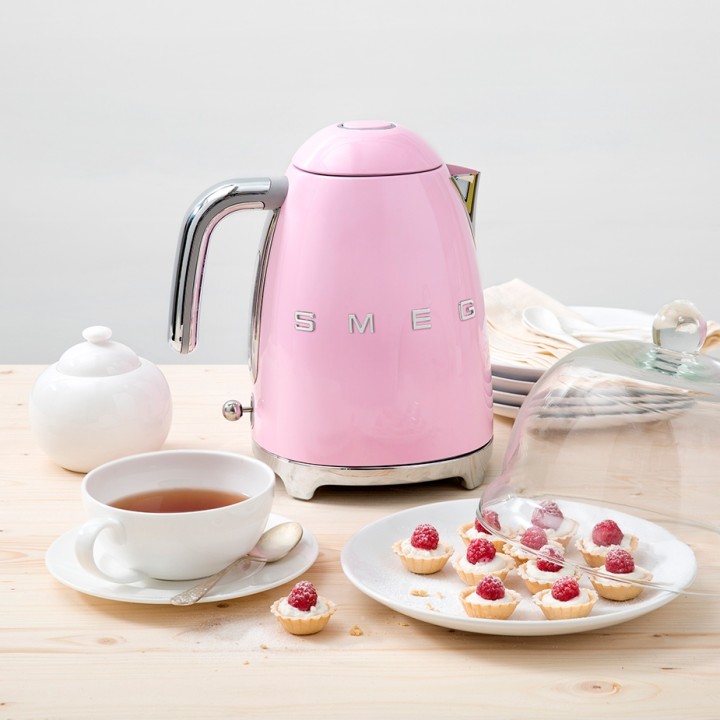 Smeg KLF03PKEU Electric Kettle 1.7L Pink