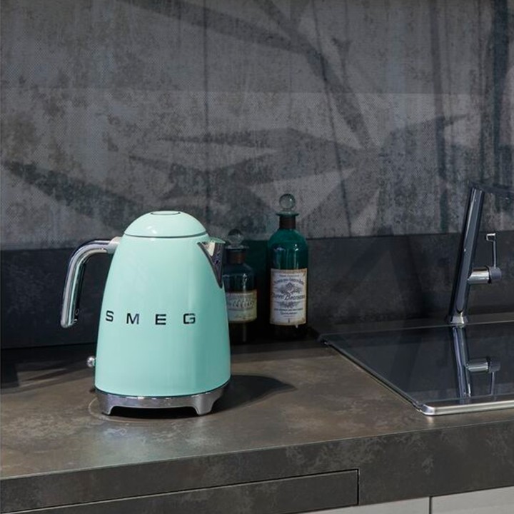 Smeg KLF04PGEU Electric kettle with temperature control 1.7L Pastel green