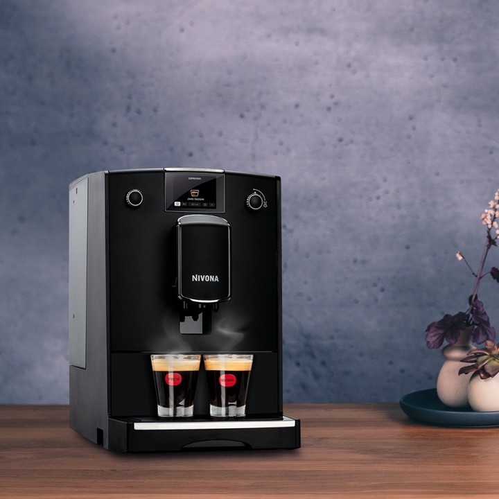 Nivona NICR 690 Matte Black Espresso Machine Incl. 4.2 kg Rigtig Kaffe
