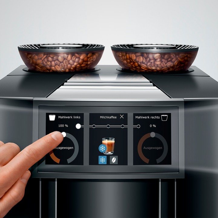 Jura Giga 10 (EA) Diamond Black Espresso Machine Incl. Starter Pack