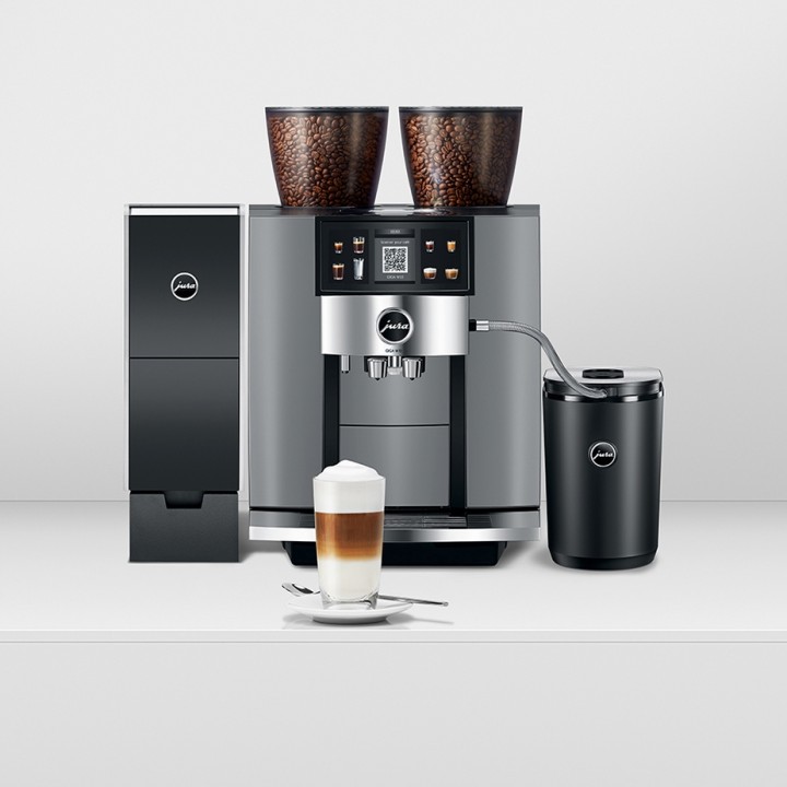 Jura Giga W10 (EA) Diamond Silver Espresso Machine Incl. Starter Kit