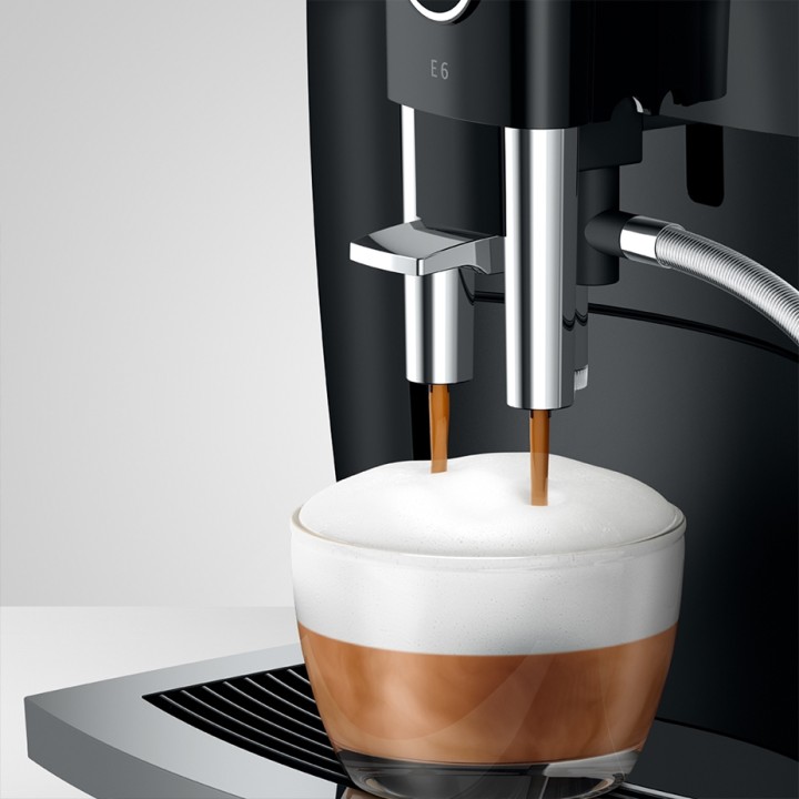 Jura E6 (EC) Piano Black Espresso Machine Incl. Starter Pack