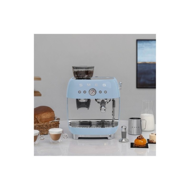 Smeg EGF03PBEU Manual espresso machine incl. grinder Pastel blue