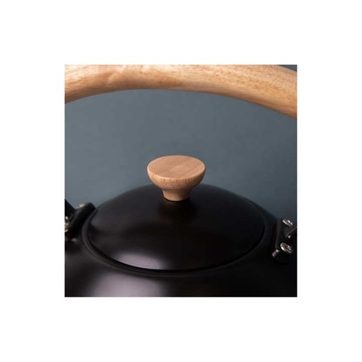 La Cafetière 1.6 L Black Kettle with Wood