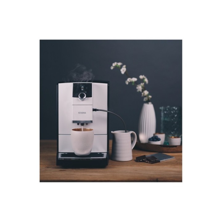 Nivona NICR 796 White Incl. milk container & 6x400g Rigtig Kaffe Organic