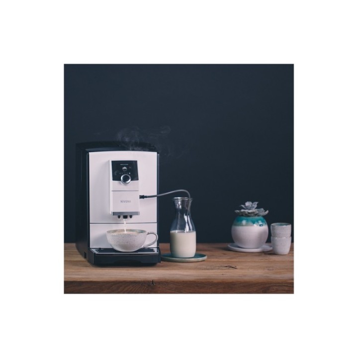 Nivona NICR 796 White Incl. milk container & 6x400g Rigtig Kaffe Organic