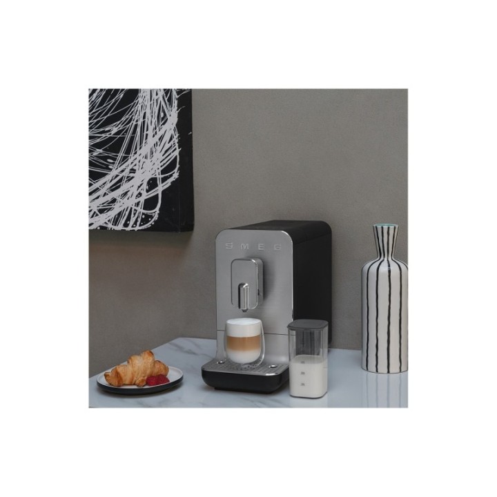 Smeg BCC13BLMEU Espressomaskine Sort