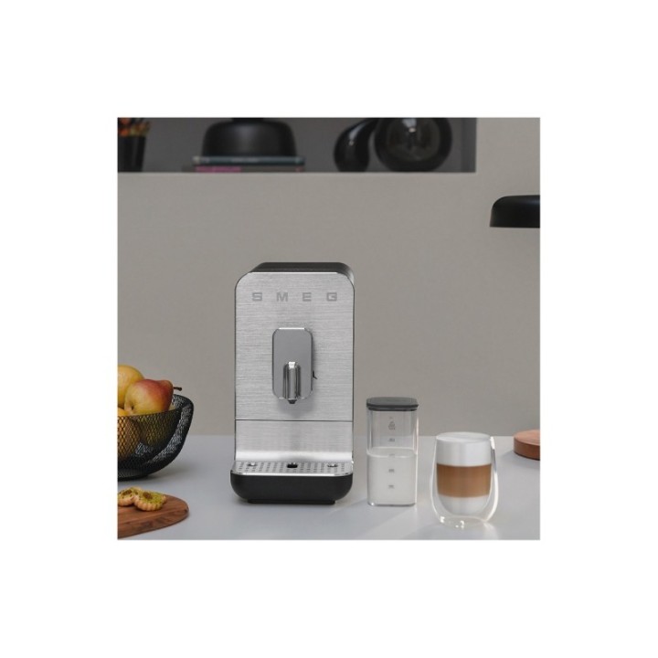 Smeg BCC13BLMEU Espressomaskine Sort