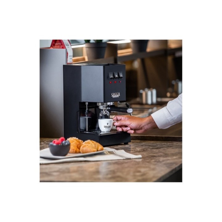 Gaggia Classic E24 Sort Espressomaskine