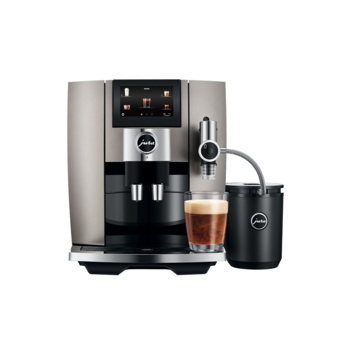 Jura J8 (EA) Inkl. Plejepakke, Mælkebeholder, Filter & 3 kg kaffe