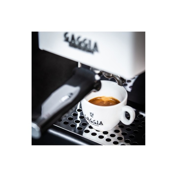 Gaggia Classic E24 Hvid Espressomaskine Inkl. Eureka Mignon Perfetto & Baristaudstyr