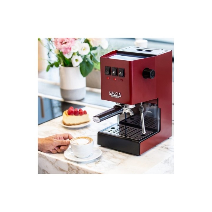Gaggia Classic E24 Rød Espressomaskine Inkl. Eureka Mignon Perfetto & Baristaudstyr