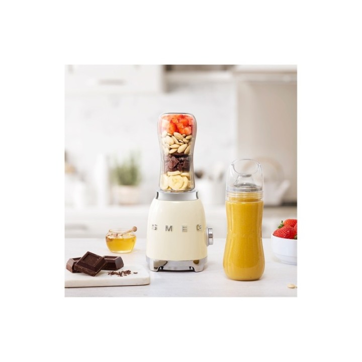 Smeg PBF01CREU Personal Blender Creme