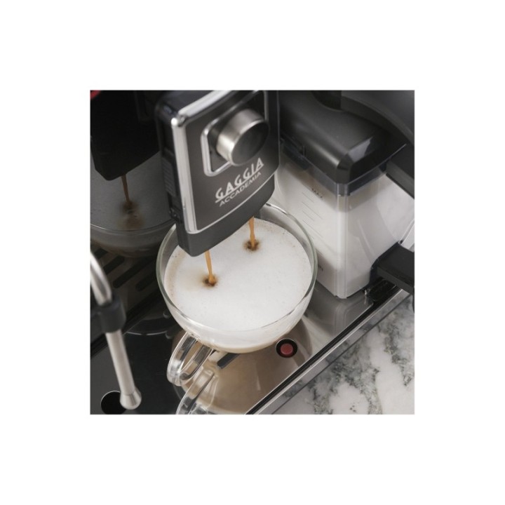 Gaggia Accademia Inkl. Mælkekande 0,5L & 5x400g Rigtig Kaffe Organic