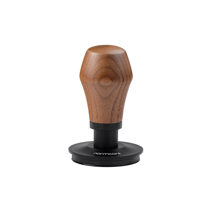 Normcore V4 Tamper med Fjeder & Titaniumsbelægning 58 mm Valnød
