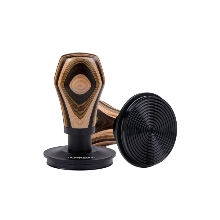 Normcore V4 Tamper med Fjeder, Riller & Titaniumsbelægning 58 mm Flerfarvet Træ